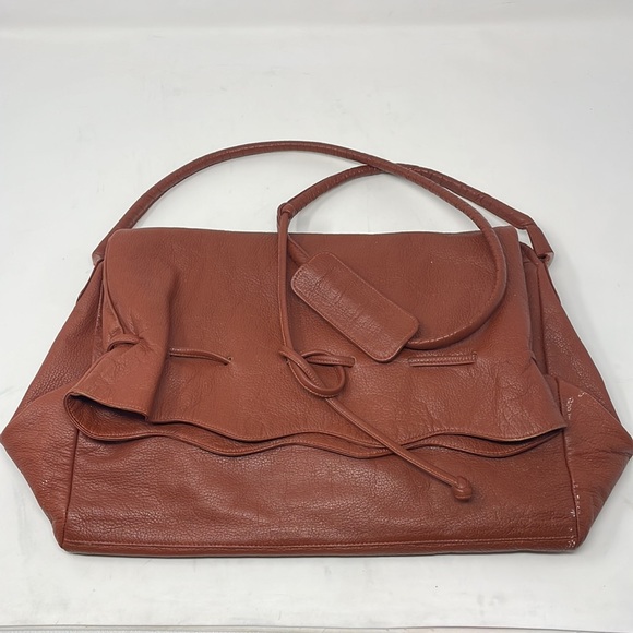 Vintage Claudio Leather Drawstring Flap Crossbody🖤 - Picture 6 of 15